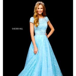 Sherri Hill size 8 light blue/silver